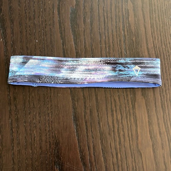 Ivivva headband, reversible - Picture 2 of 4